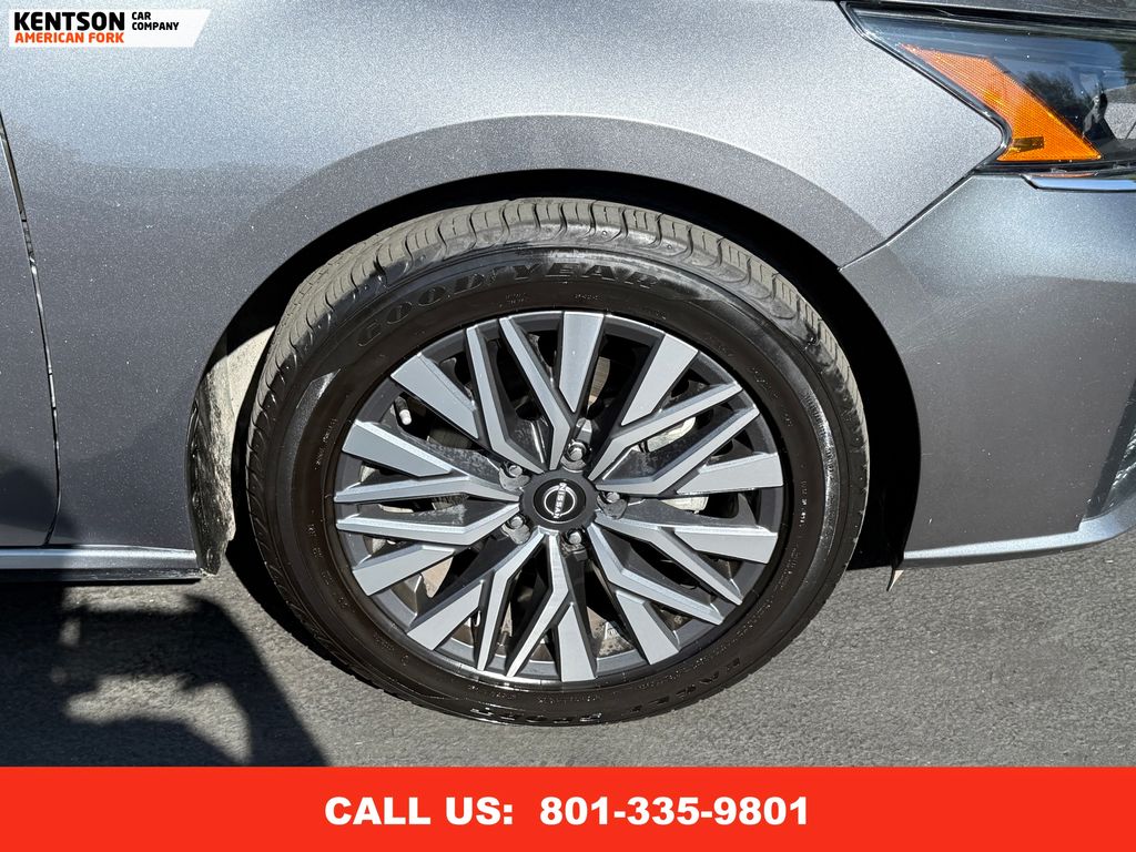 2024 Nissan Altima 2.5 SV photo 15