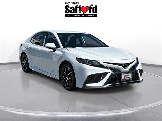 2024 Toyota Camry SE photo 8