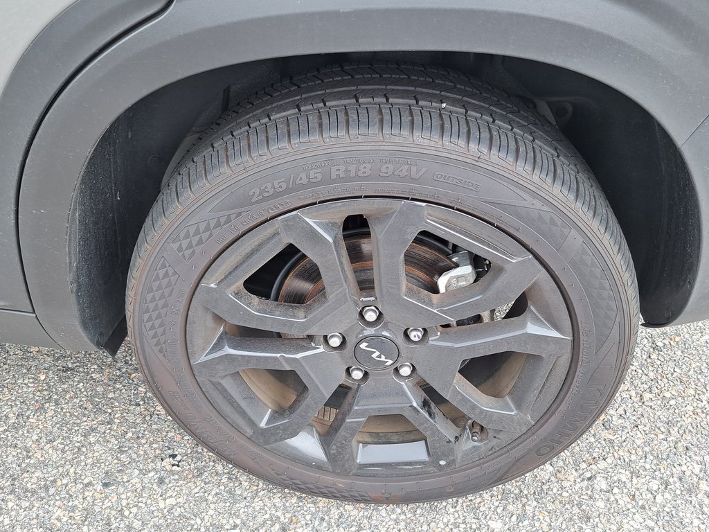 2024 Kia Seltos X-Line photo 22