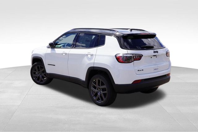 2025 Jeep Compass Limited photo 3
