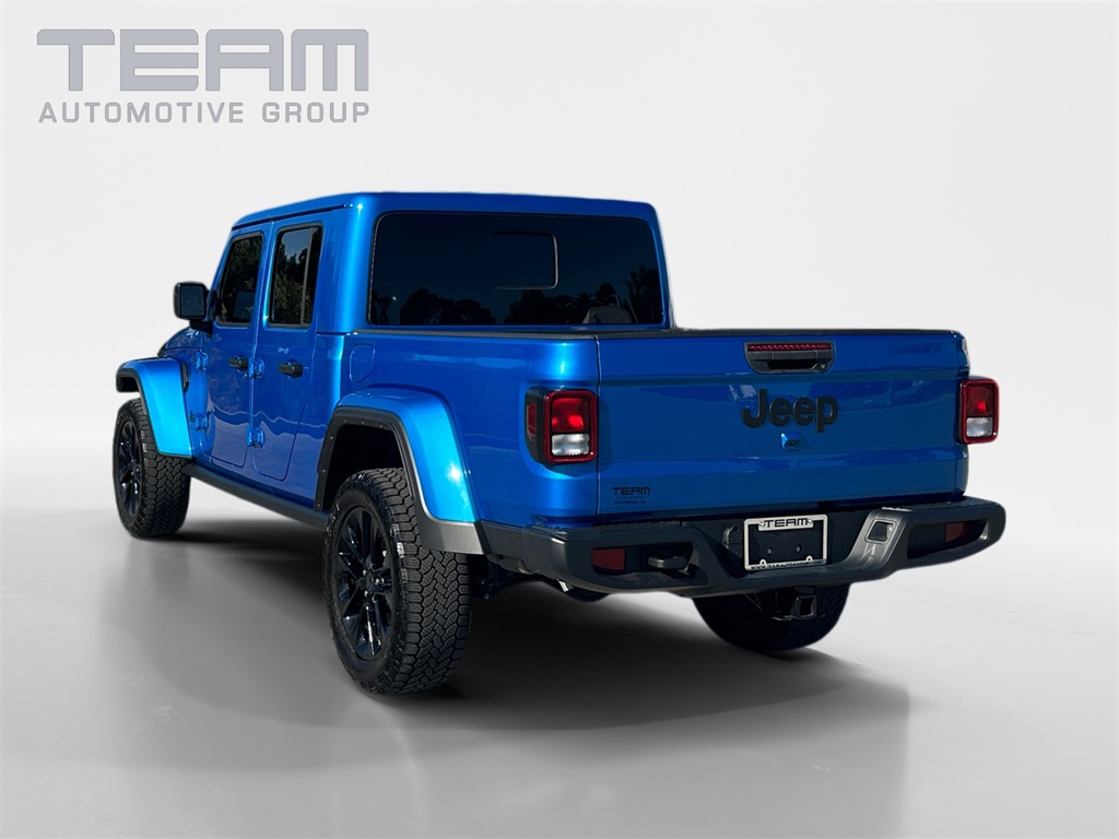 2024 Jeep Gladiator Sport photo 3