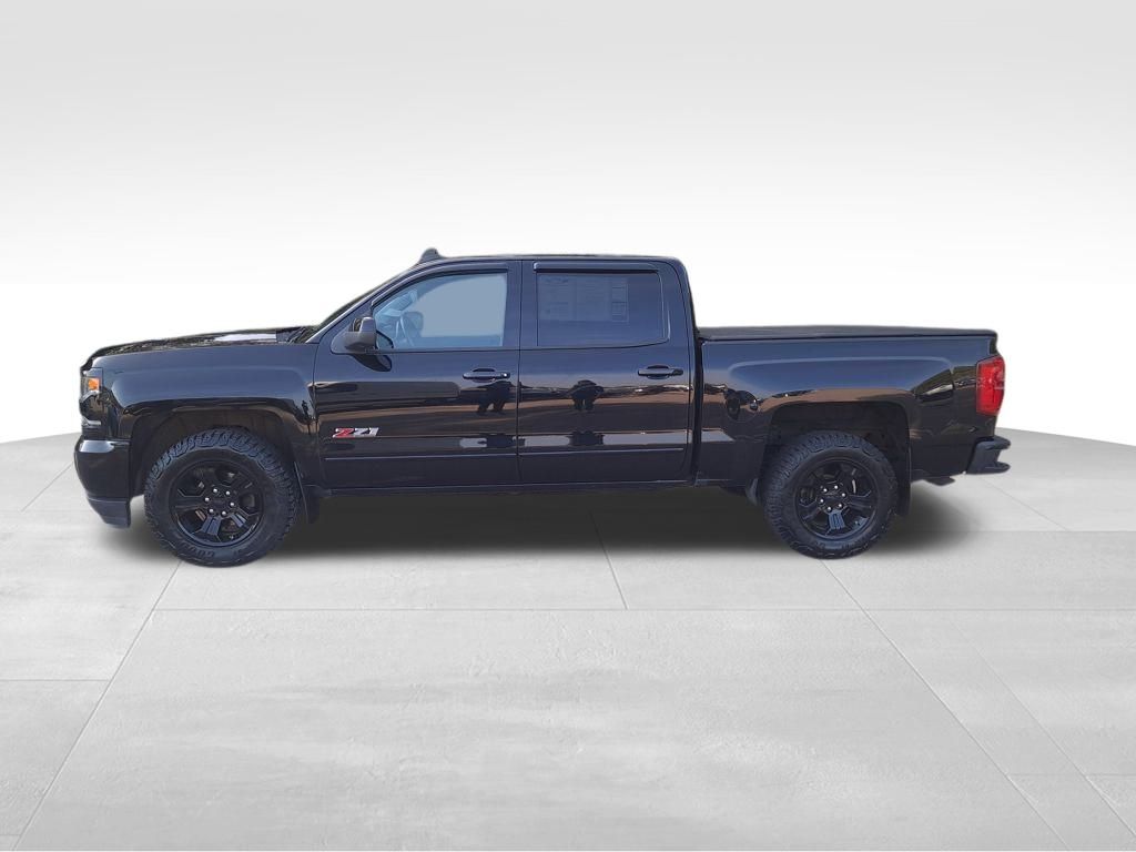 2018 Chevrolet Silverado 1500 LTZ photo 3