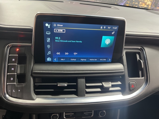 2023 Chevrolet Suburban LT photo 16
