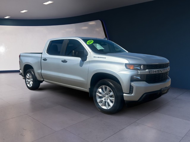 2020 Chevrolet Silverado 1500 Custom photo 2