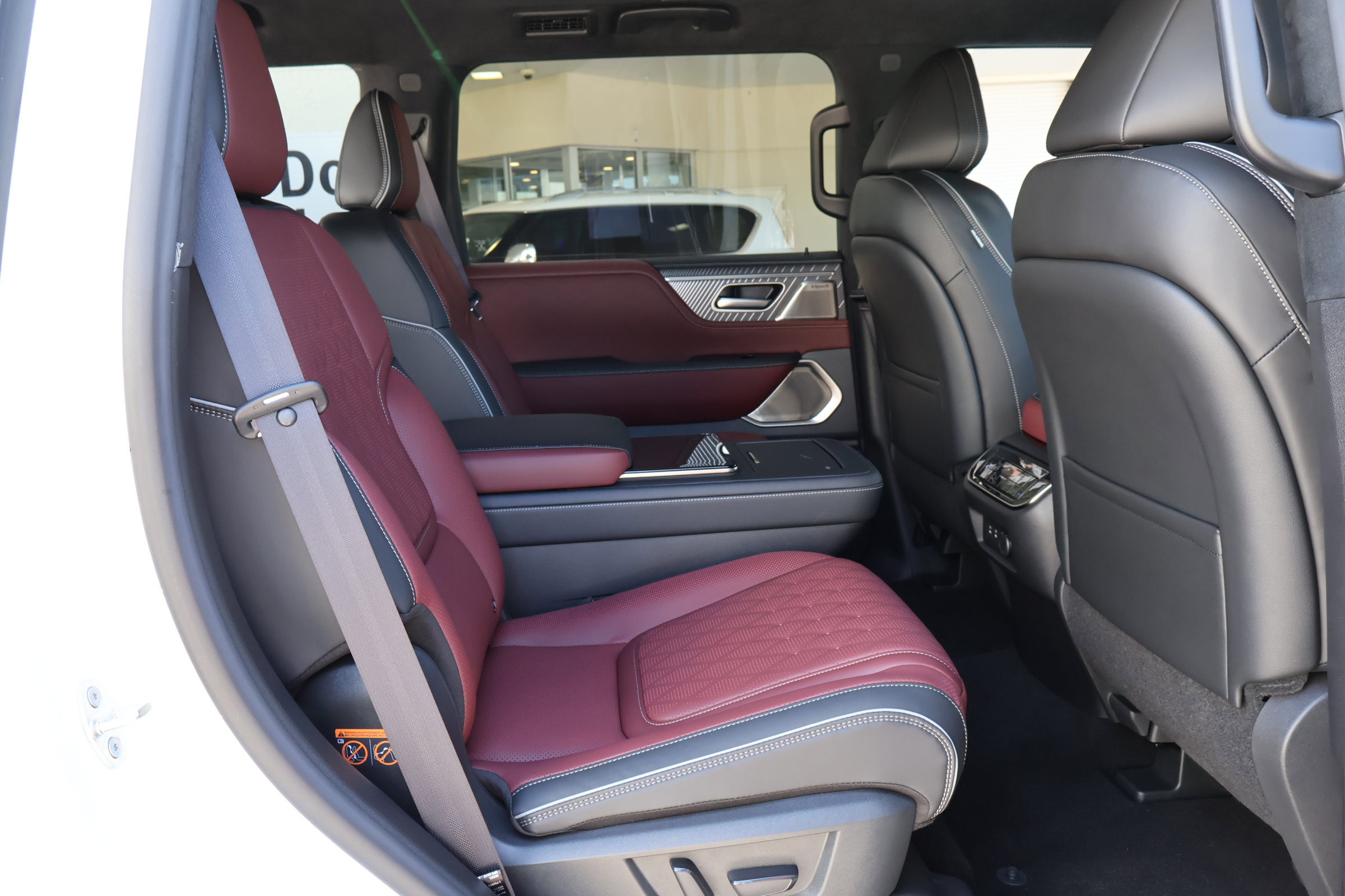 2026 Infiniti QX80 photo 20