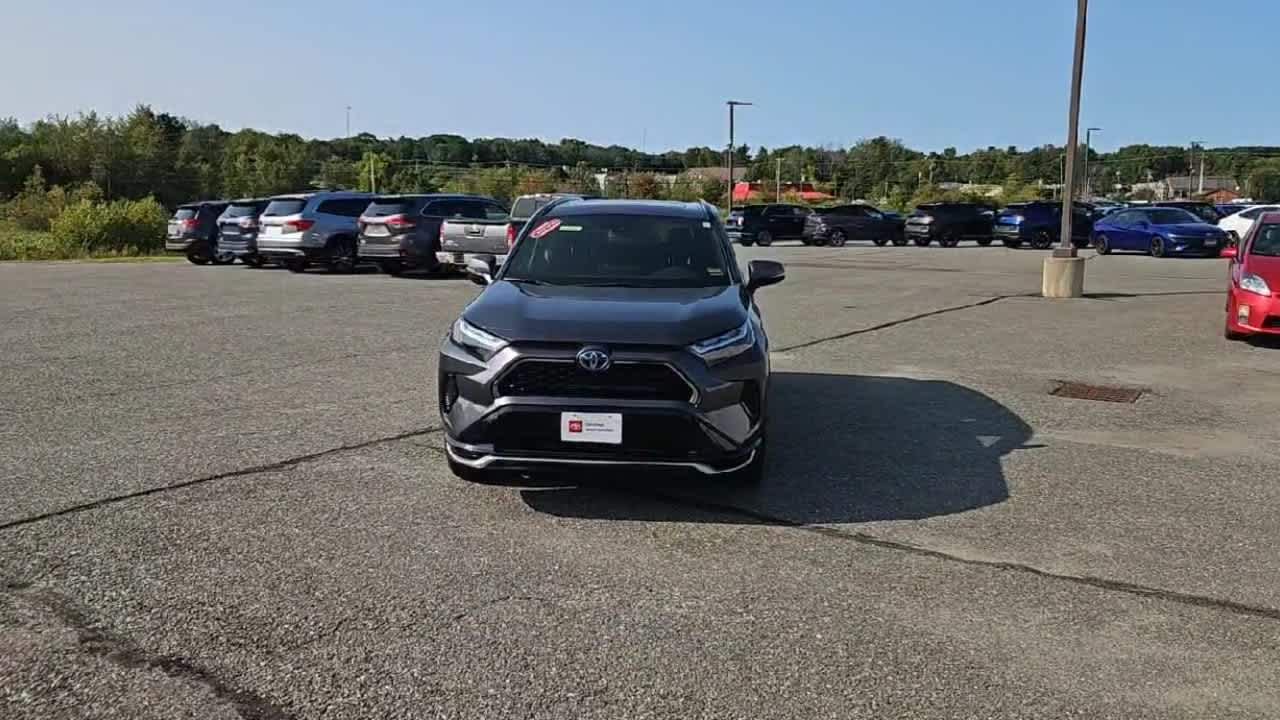2023 Toyota RAV4 Prime SE photo 3