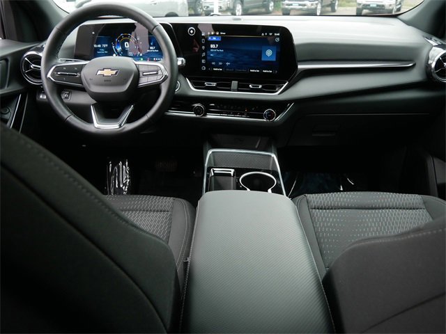 2025 Chevrolet Equinox LT photo 18