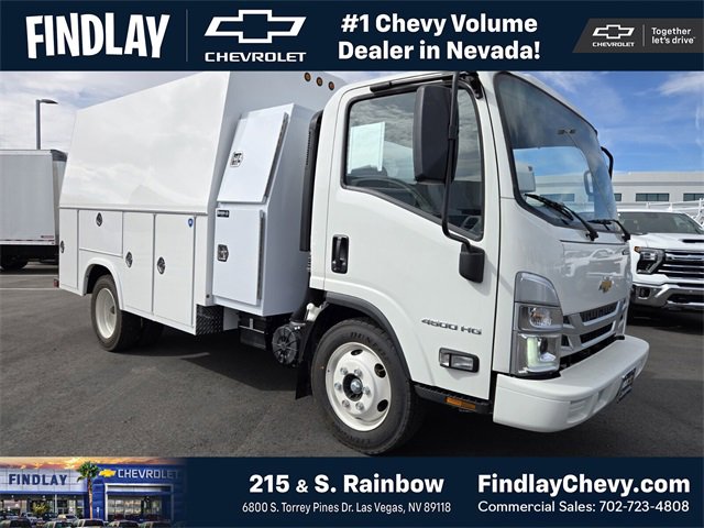2024 Chevrolet Low Cab Forward Base's photo