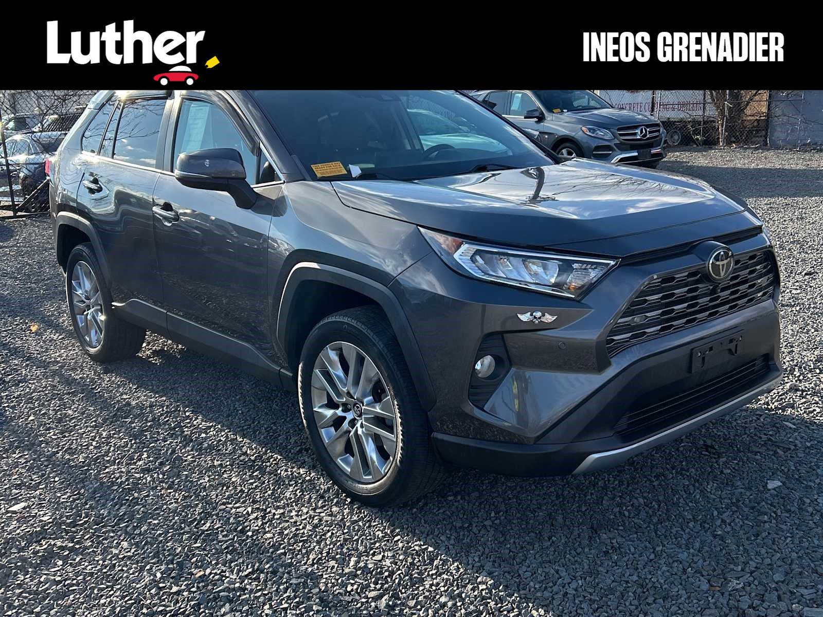 2020 Toyota RAV4 Limited's photo