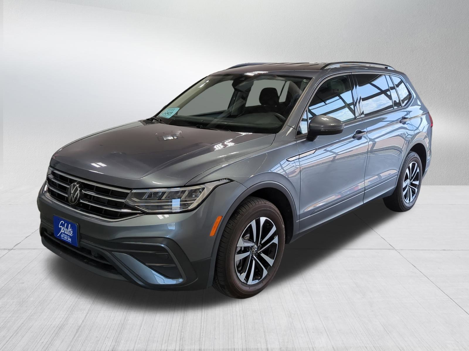 2024 Volkswagen Tiguan S photo 3