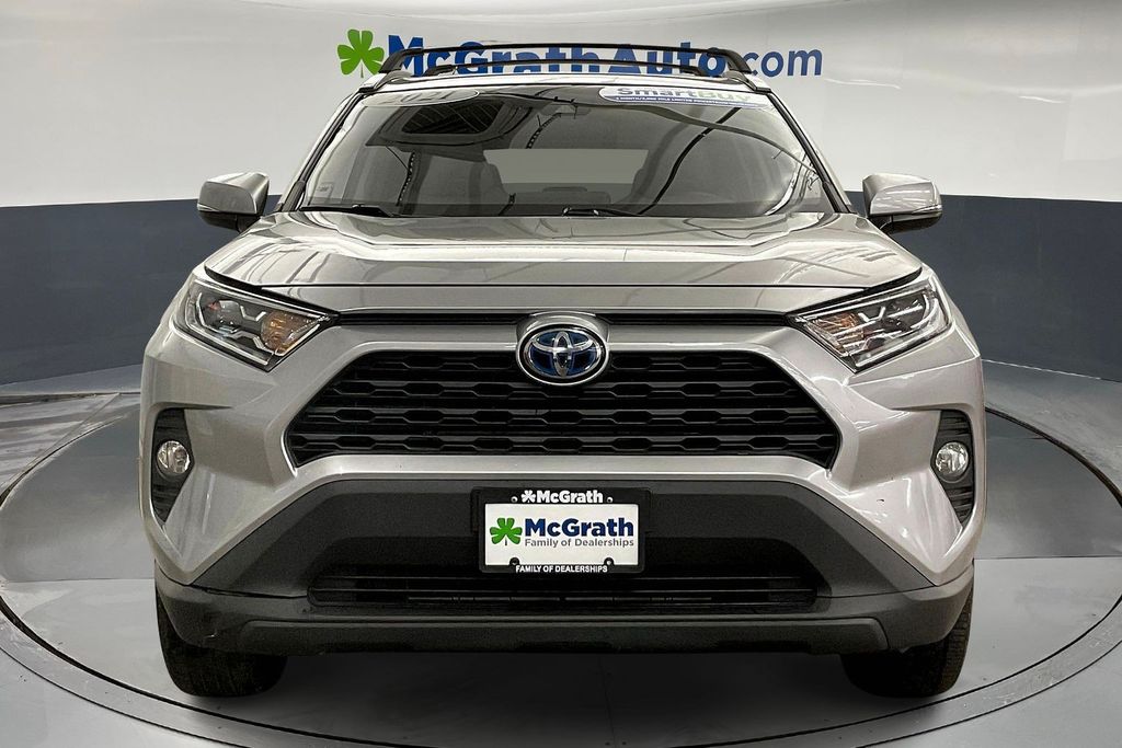 2021 Toyota RAV4 Hybrid XLE Premium photo 2