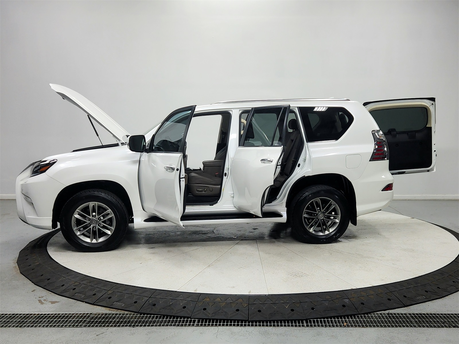 2022 Lexus GX 460 photo 10