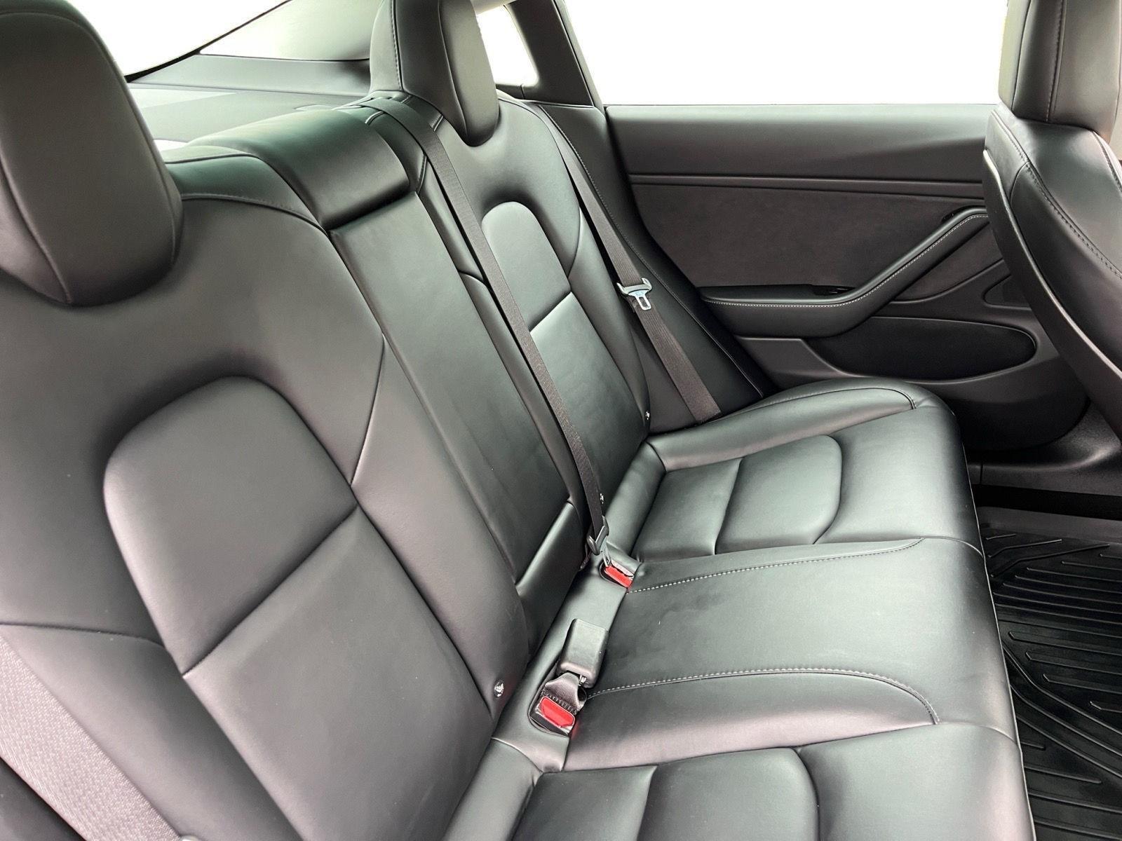 2018 Tesla Model 3 Long Range photo 18