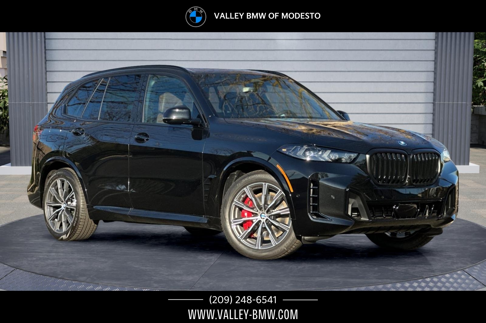 2026 BMW X5 M50i's photo