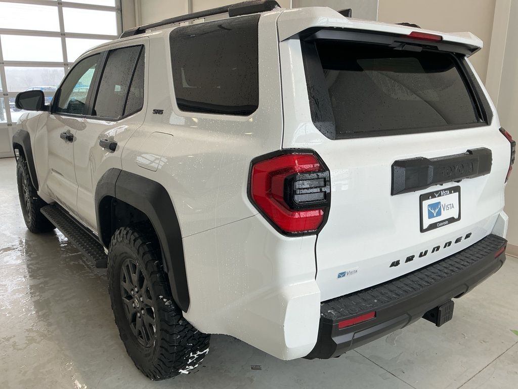 2025 Toyota 4Runner SR5 photo 4