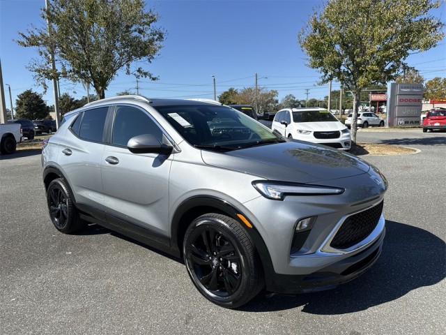 2024 Buick Encore GX Sport Touring's photo