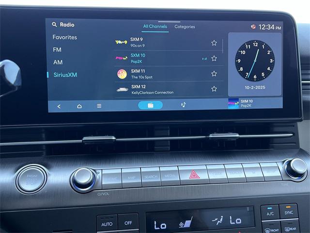 2026 Hyundai Kona SEL photo 4