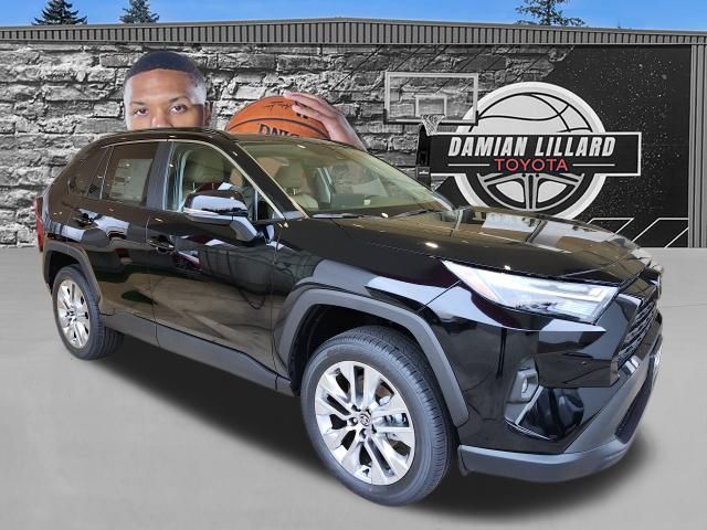 2025 Toyota RAV4 XLE Premium's photo