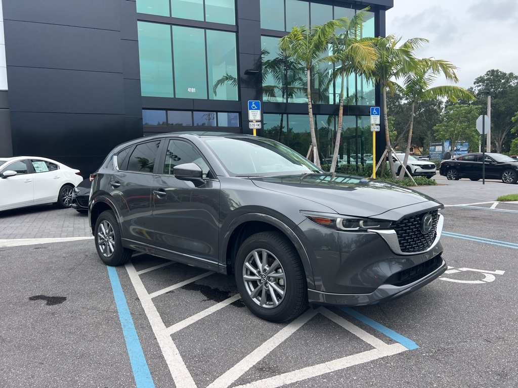 2025 Mazda CX-5 2.5 Select photo 4