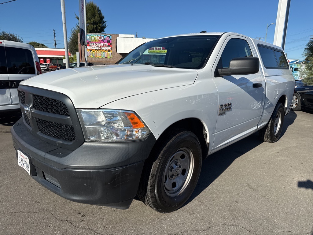 2022 Ram 1500 Classic Tradesman photo 2
