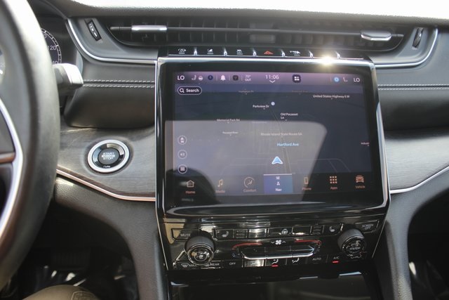2021 Jeep Grand Cherokee Limited photo 4