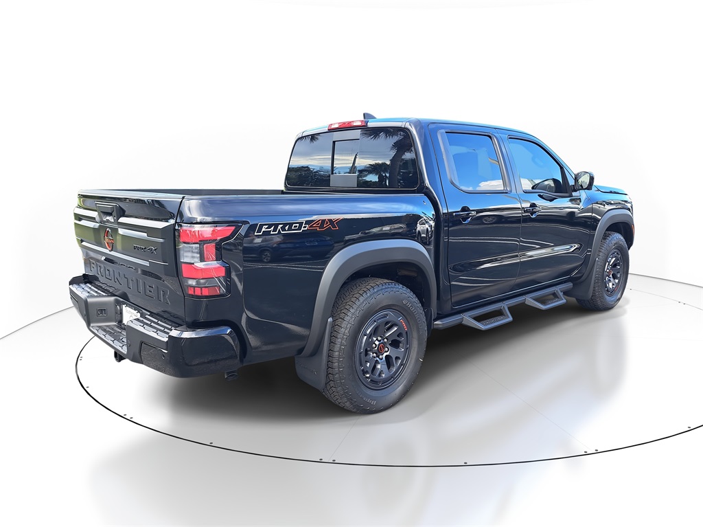 2026 Nissan Frontier Crew Cab PRO-4X photo 7