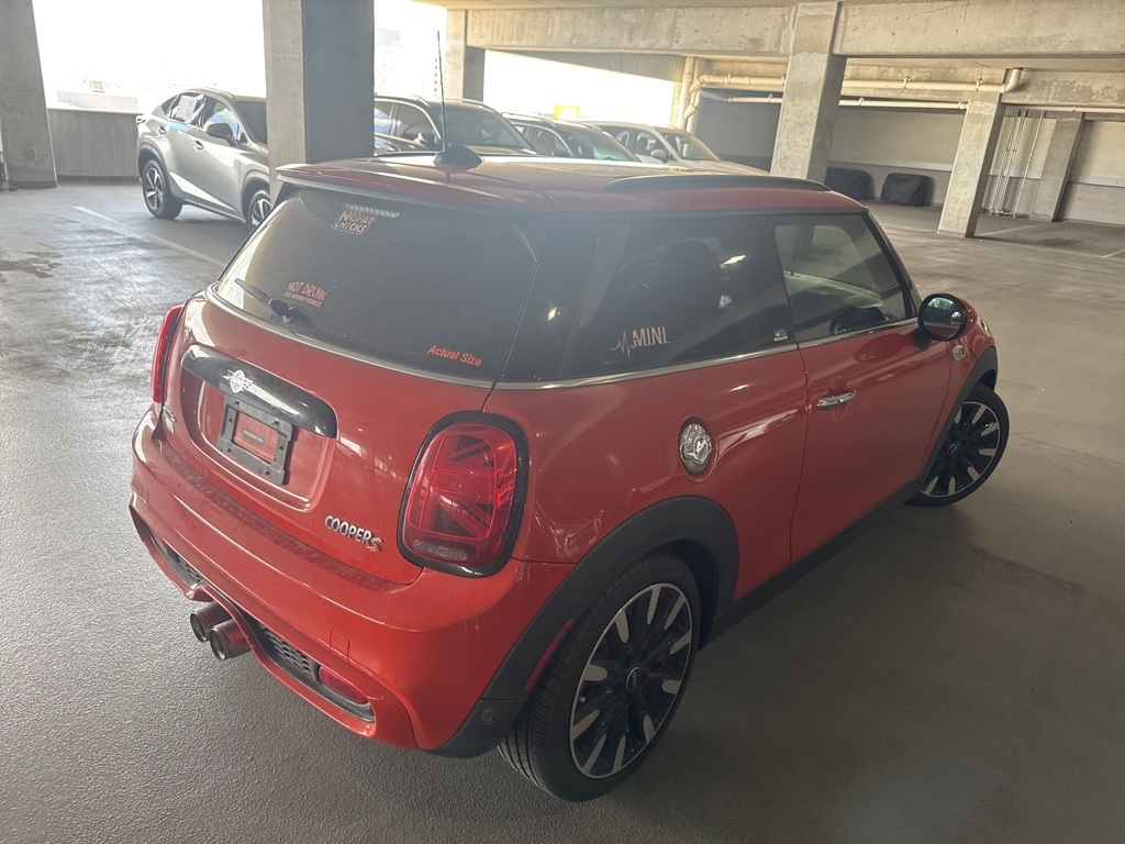 2019 Mini Cooper Hardtop S photo 3