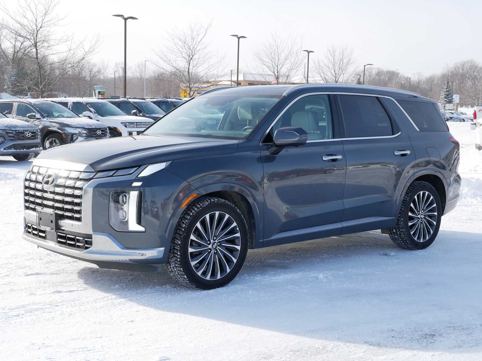 Certified 2023 Hyundai Palisade Calligraphy with VIN KM8R7DGE9PU512236 for sale in Mankato, Minnesota
