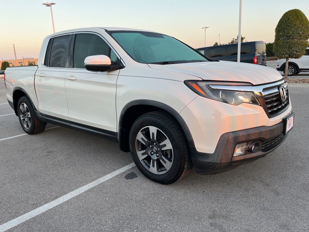 2018 Honda Ridgeline RTL photo 3