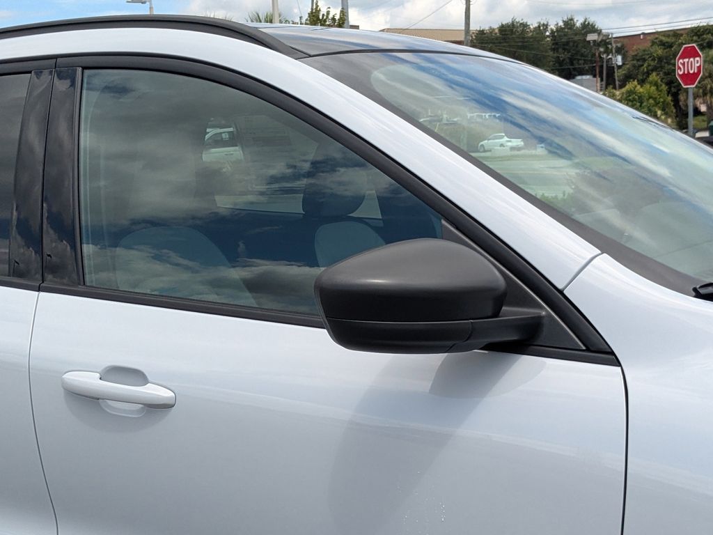 2025 Ford Escape Active photo 11