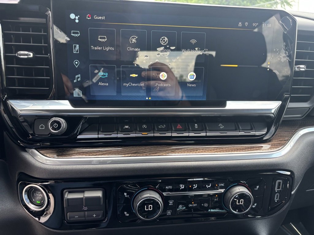 2025 Chevrolet Silverado 1500 LT photo 10