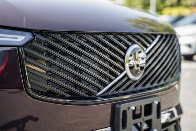 2026 Volvo XC90 photo 9