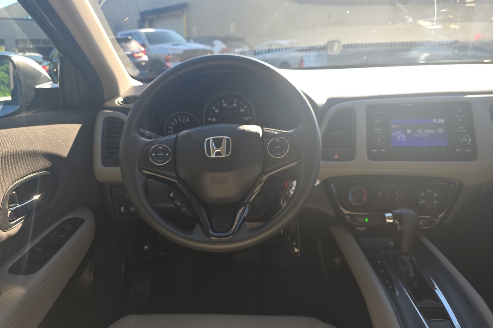 2019 Honda HR-V LX photo 13