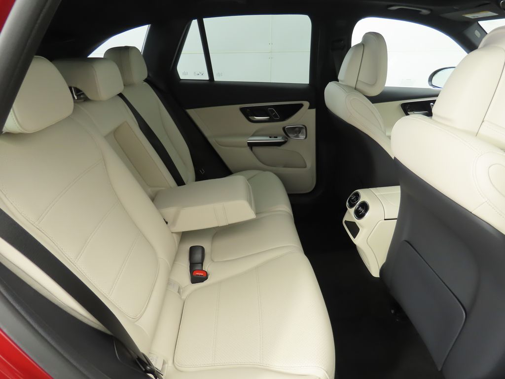 2026 Mercedes Benz GLC 350e 4MATIC photo 21