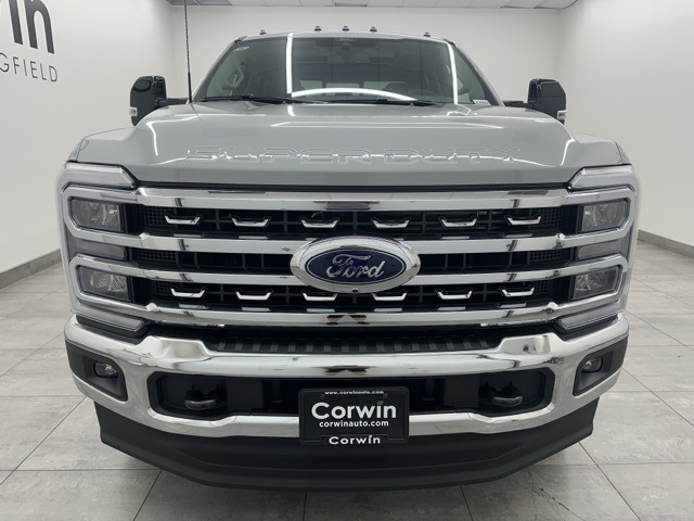 2026 Ford F-350 Lariat photo 6