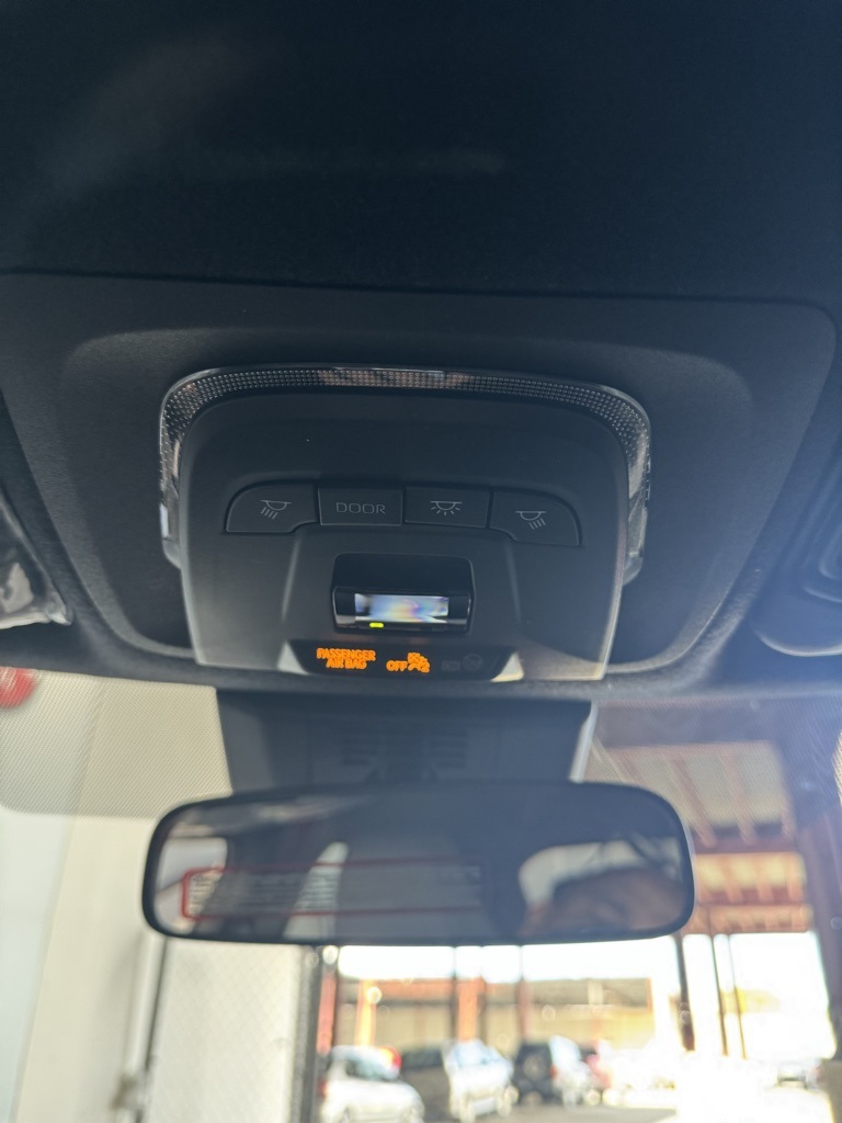 2025 Toyota Corolla SE photo 30
