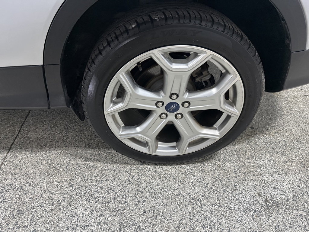 2019 Ford Escape Titanium photo 7