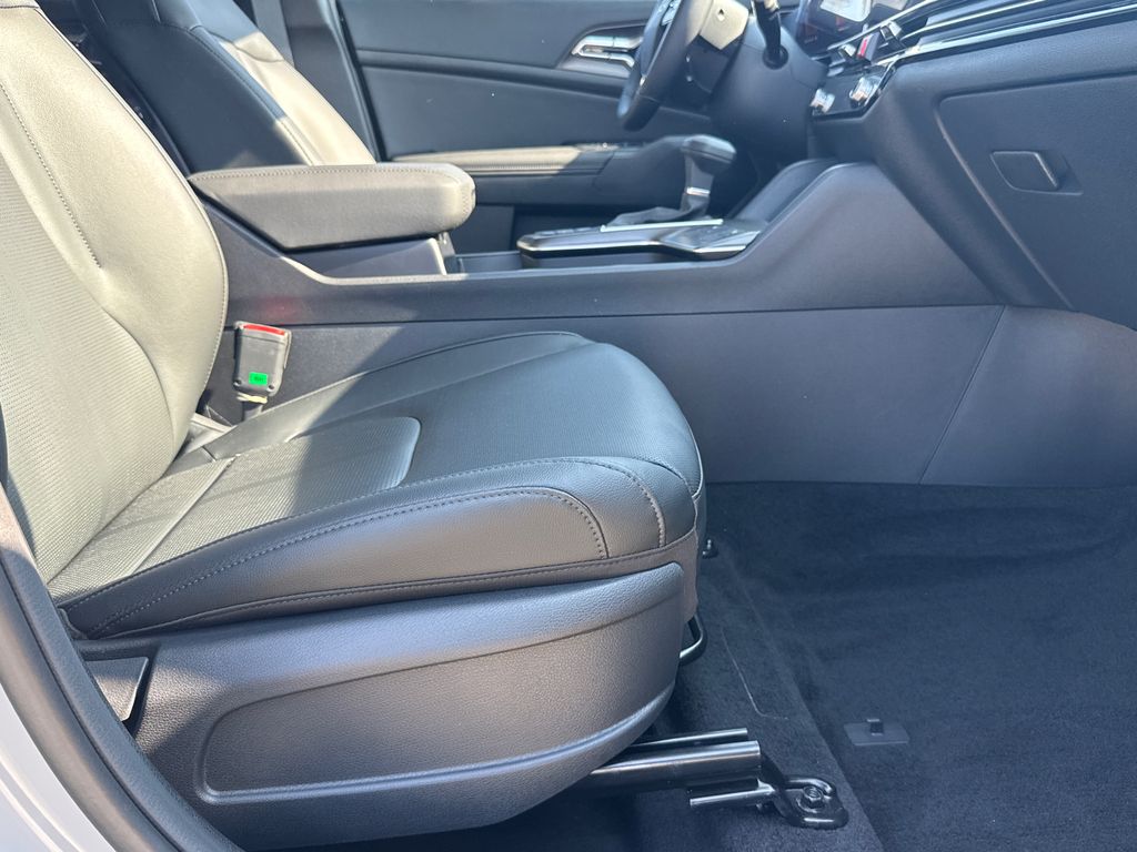2026 Kia Sportage EX photo 13