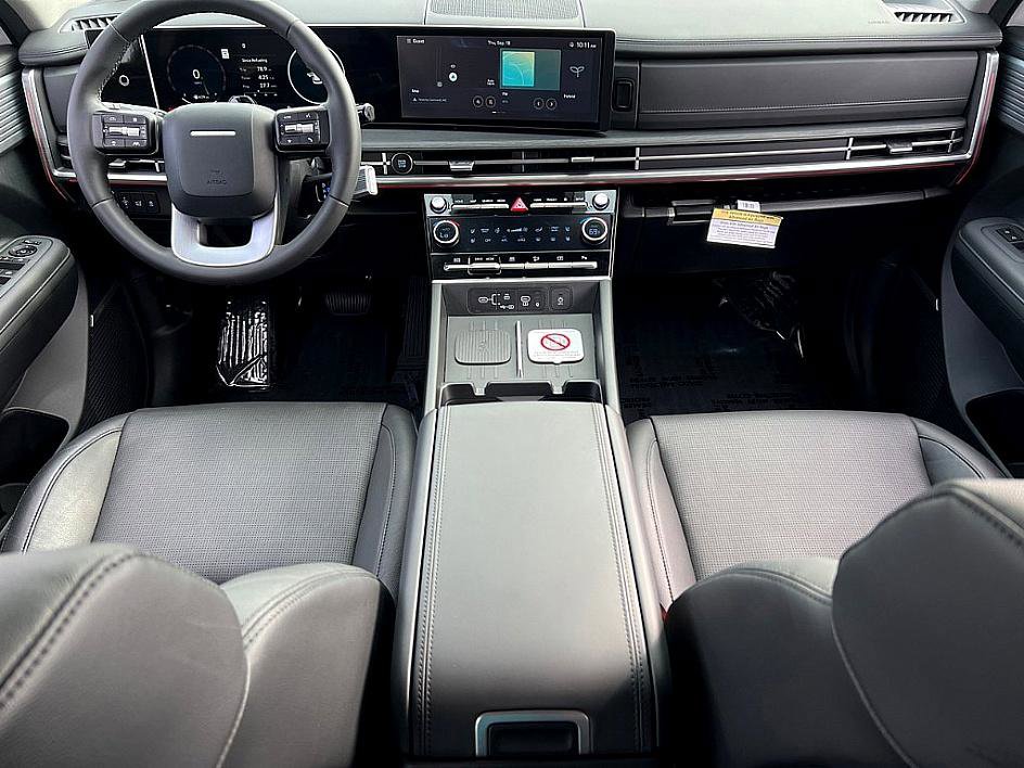 2025 Hyundai Santa Fe Limited photo 5
