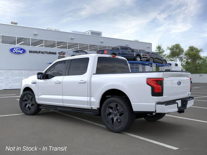 2025 Ford F-150 Lightning photo 4
