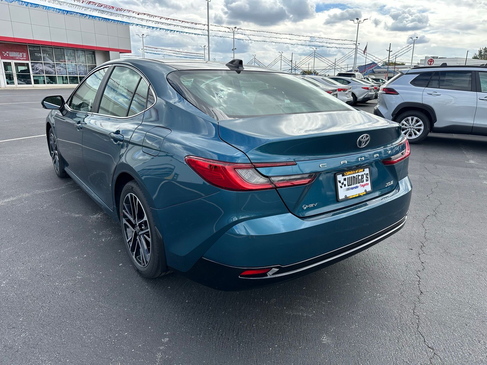 2026 Toyota Camry XLE photo 3