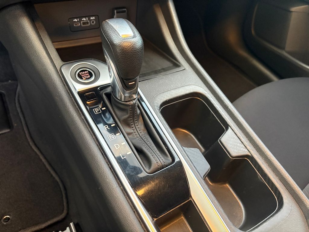 2022 Nissan Sentra SV photo 20