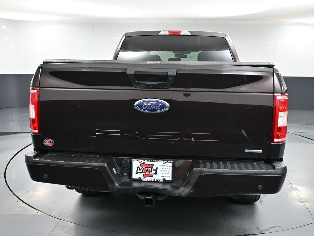 2018 Ford F-150 XLT FX4 photo 5