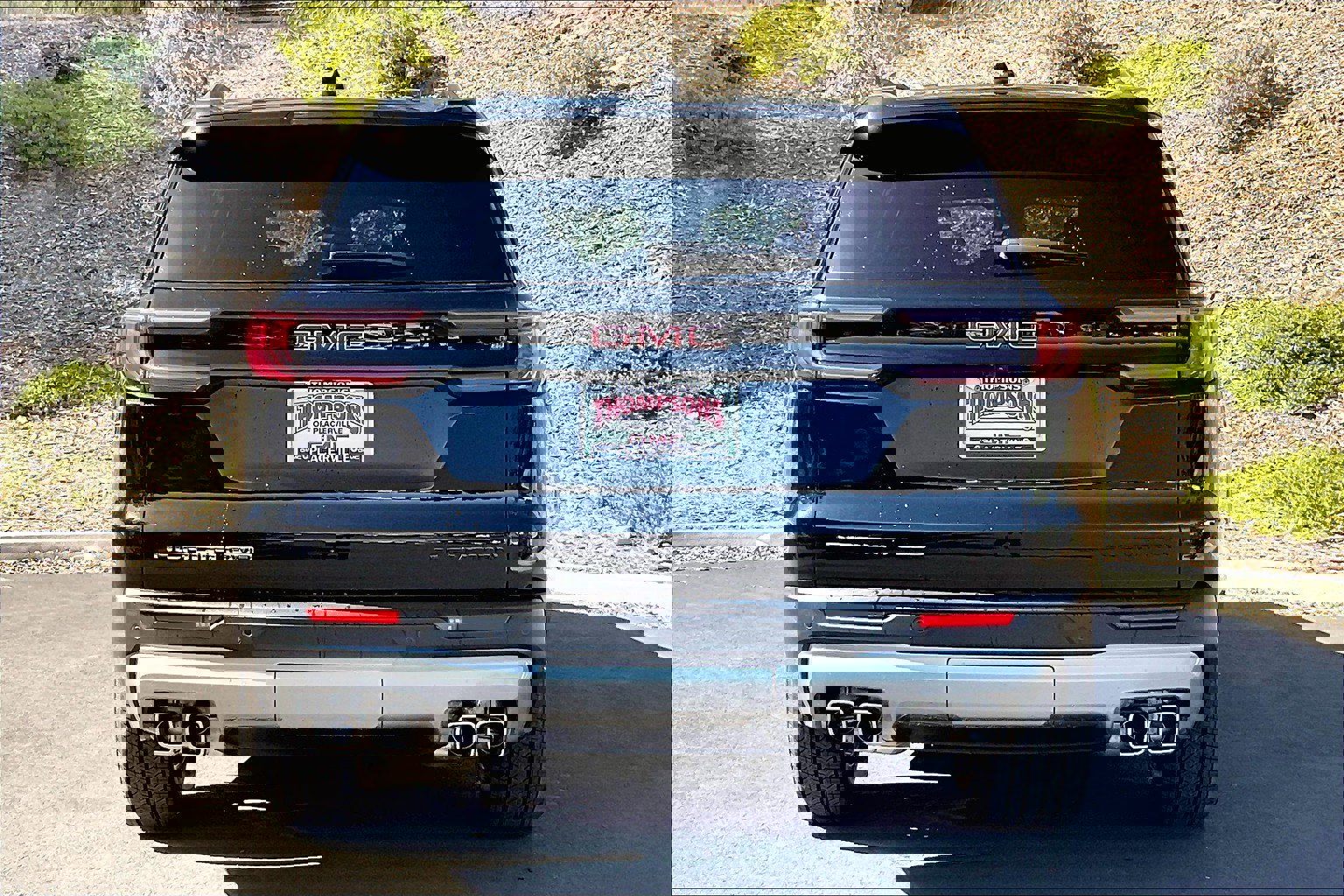 2025 Gmc Acadia Elevation photo 3