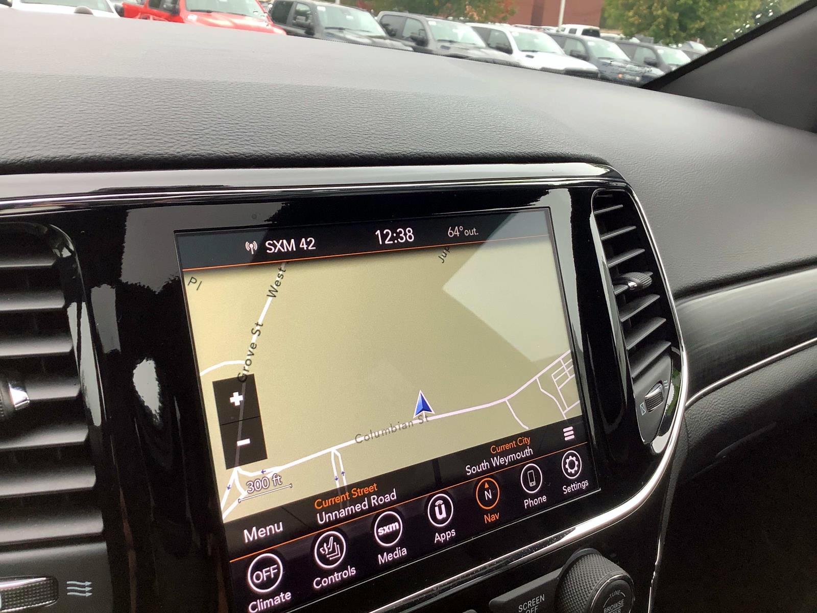 2020 Jeep Grand Cherokee Limited photo 21