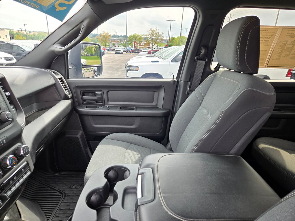 2024 Ram 2500 Tradesman photo 22