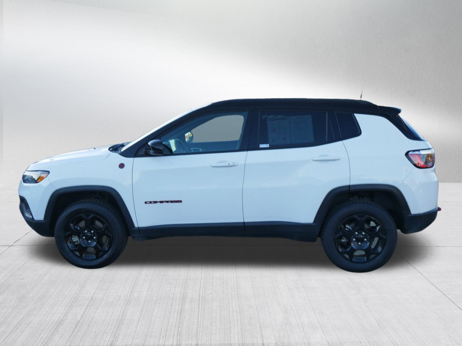2023 Jeep Compass Trailhawk photo 4