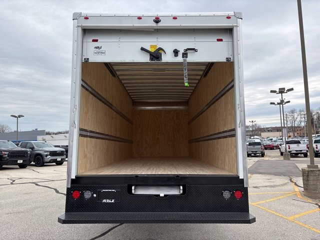 2024 Chevrolet Silverado 6500HD LT photo 6