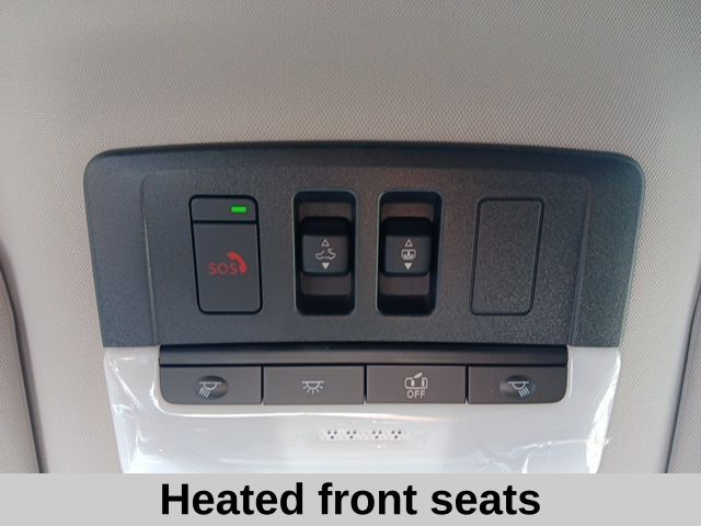 2025 Nissan Pathfinder Platinum photo 14