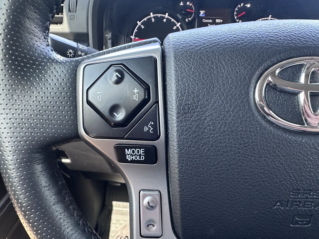 2024 Toyota 4Runner SR5 Premium photo 8